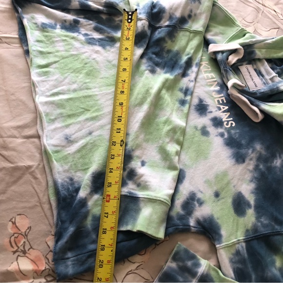 Calvin - Picture 13 of 13